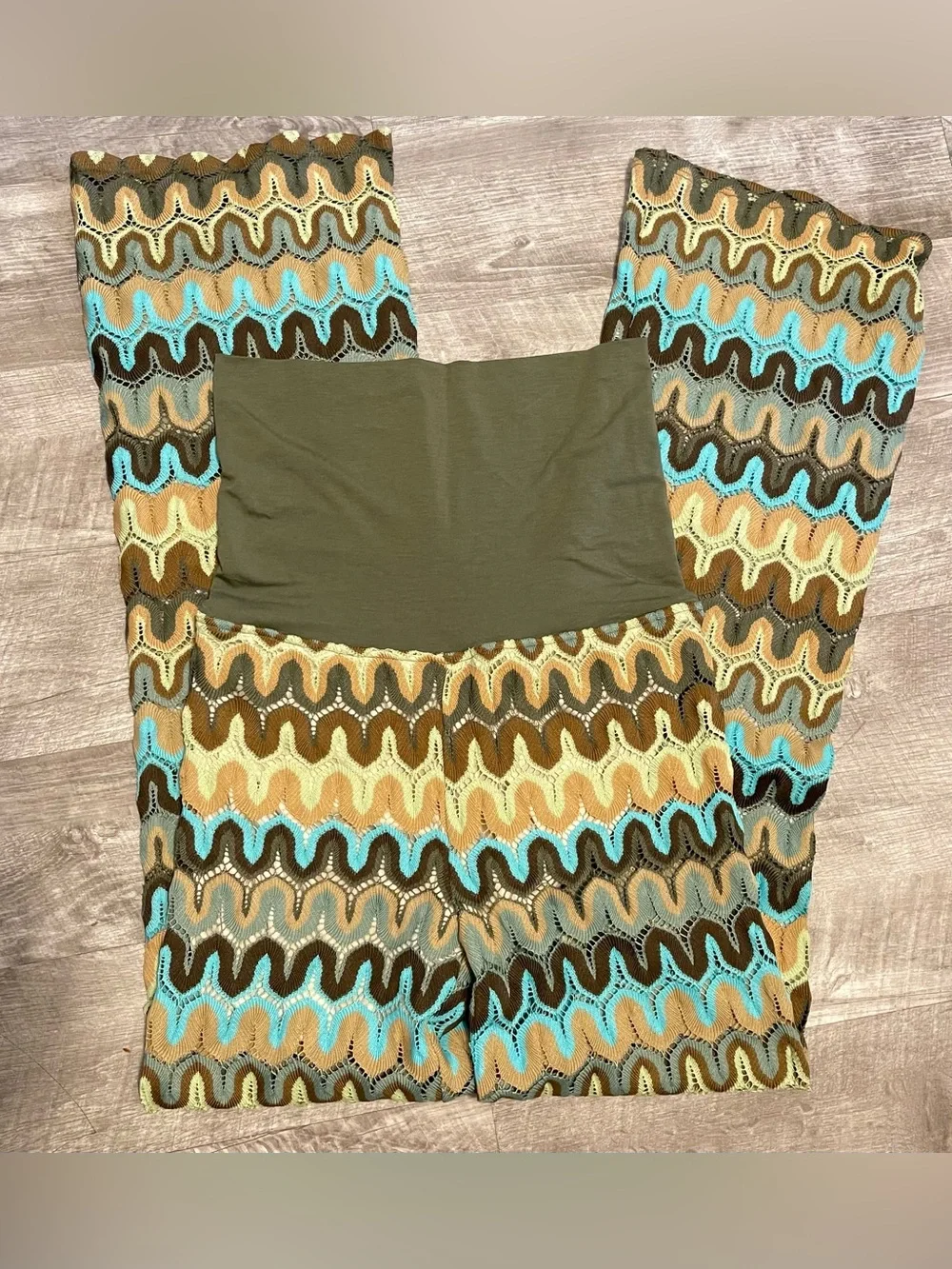Vintage VaVa by Joy HaN Womens 70s Style Crochet Knit Two Piece Pants and Blouse